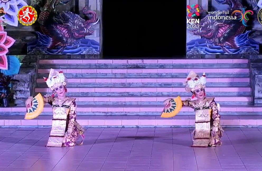 podiumnews.com-Palegongan Klasik Khas, Duta Badung Persembahkan ‘Demung Apak-Apak’ hingga ‘Dahayu’